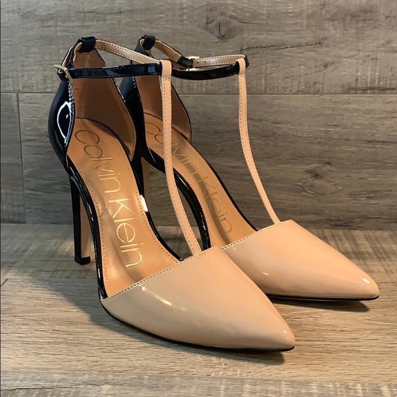 bayna pump calvin klein